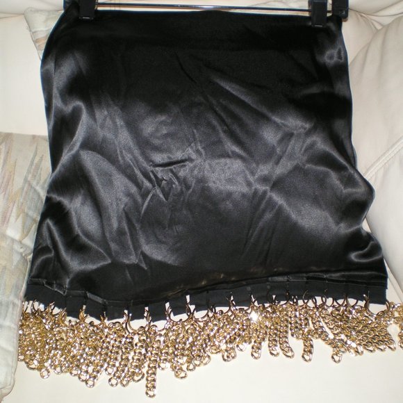 Woman's Skirt - Picture 3 of 5